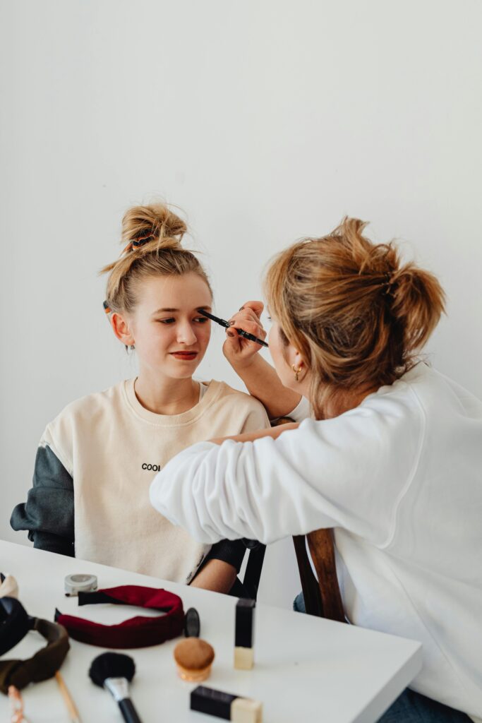 best eyebrow threading in Olathe